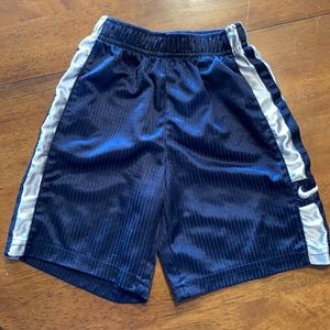 Nike shorts 3T